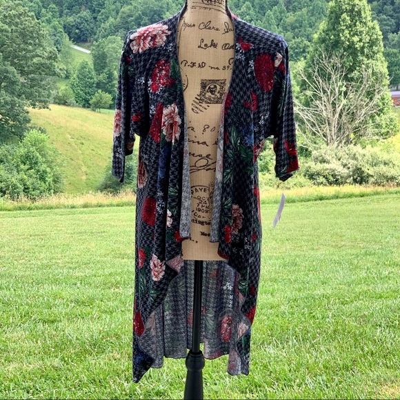 LuLaRoe Shirley Houndstooth Floral Kimono SM NWT - Picture 1 of 10